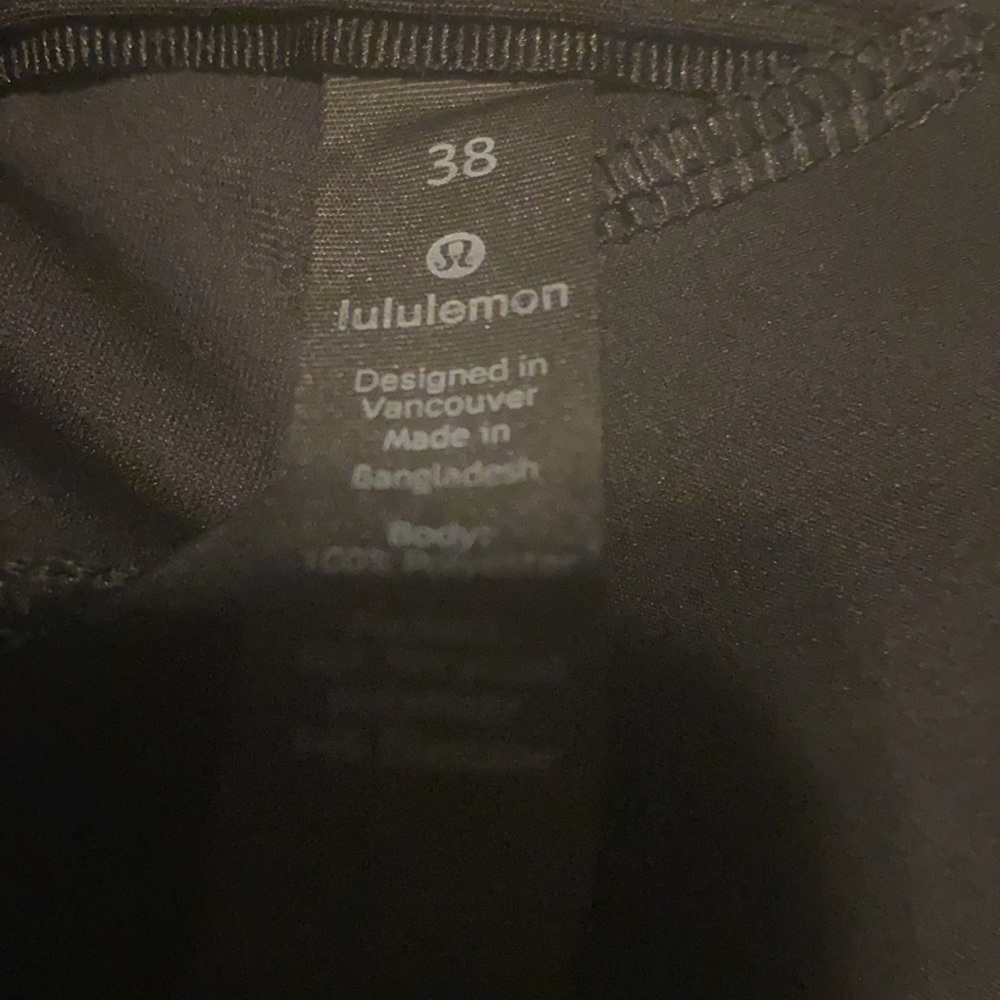 Lululemon size size 38 ladies pants black button all black pants.